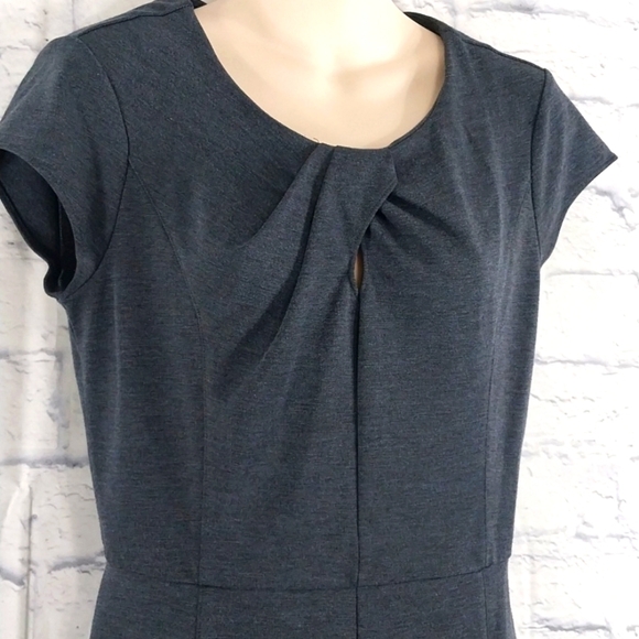 Banana Republic Gray Dress Sz 4 - Picture 2 of 4